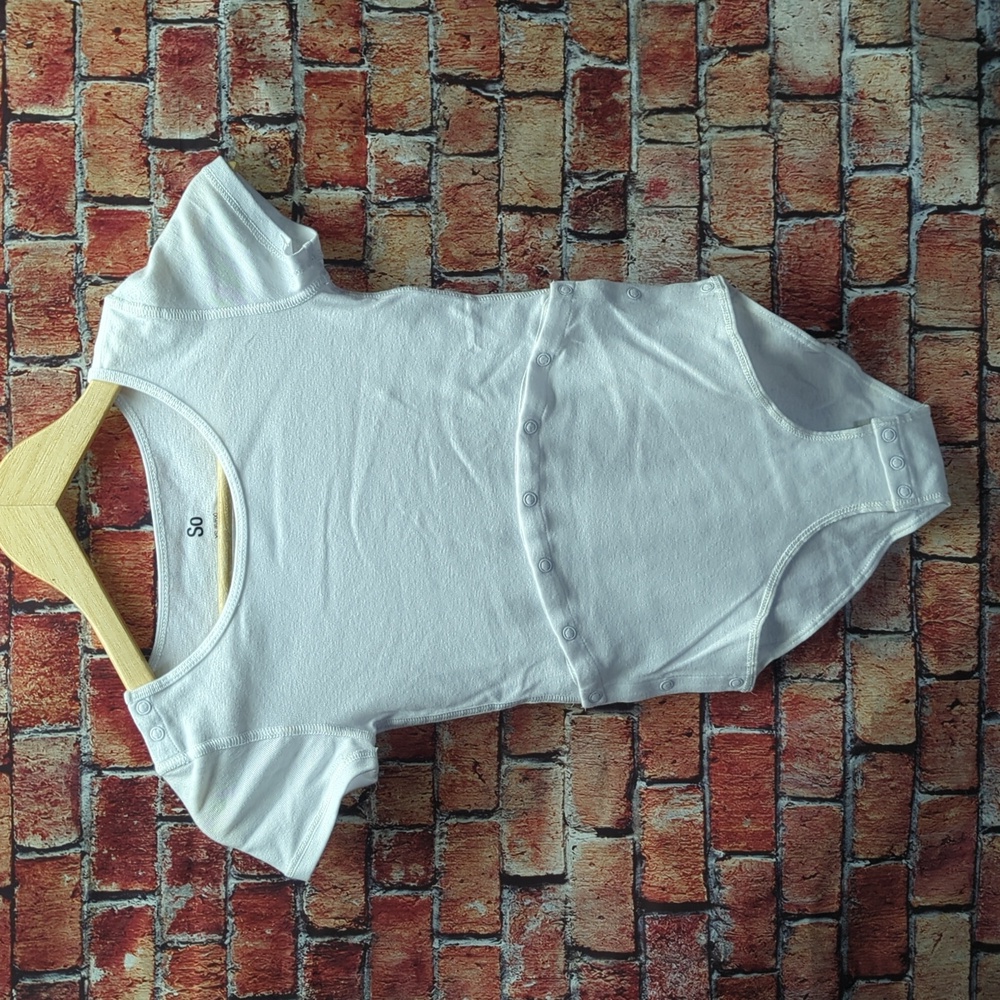 XS kids 6 6x Adaptive one piece body suit So brand